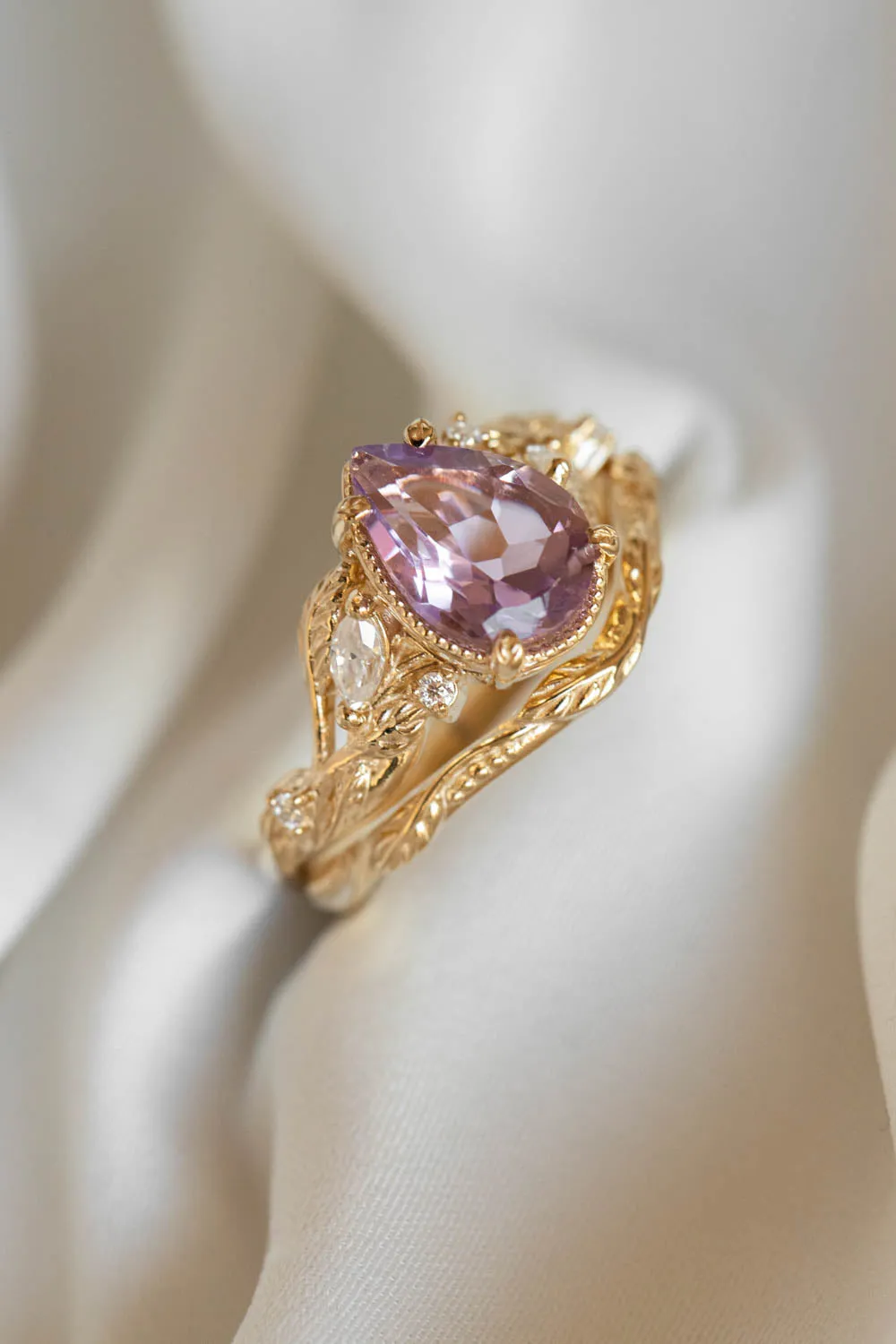 Amethyst leaf engagement ring set, big purple gemstone bridal ring set / Patricia