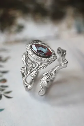 Art nouveau bridal ring set with alexandrite and diamond halo / Callisto