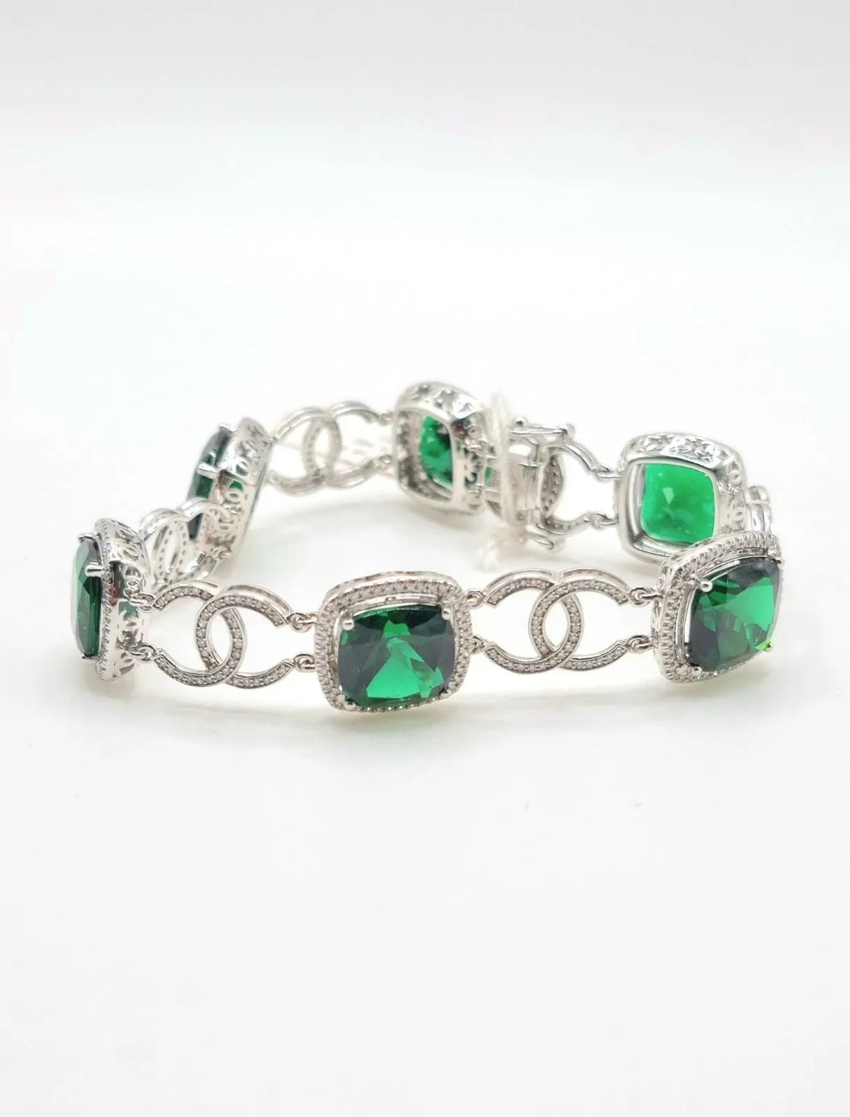 Cushion Gem C Link Bracelet 18K White Gold