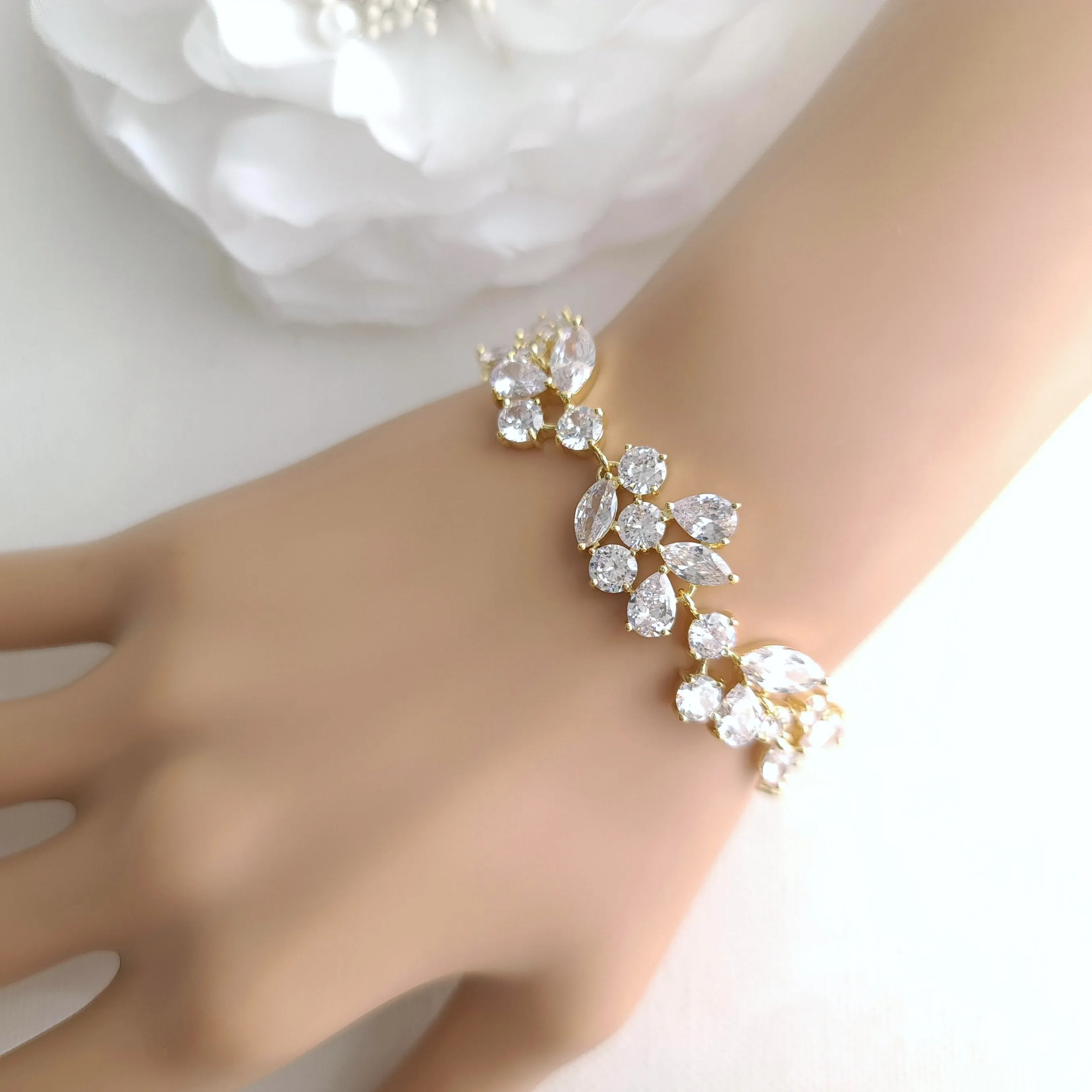 Gold Bracelet for Brides- Nicole