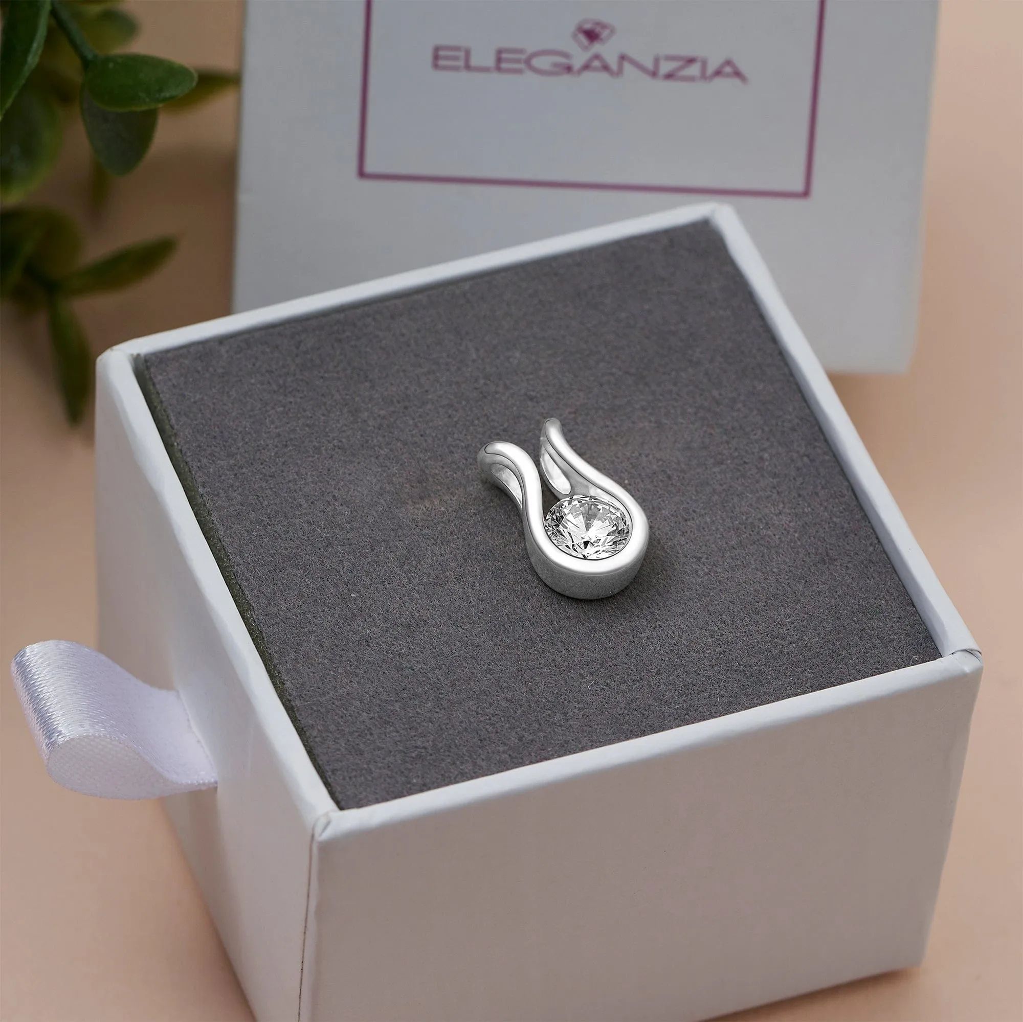 Lyre Horseshoe Cubic Zirconia Silver Pendant