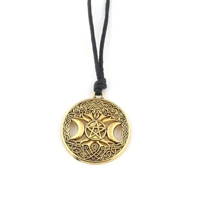 Norse Vikings Necklaces Jewelry Gift Compass Nordic Runes Odin Chain Necklace for Women Men Amulet Pendant