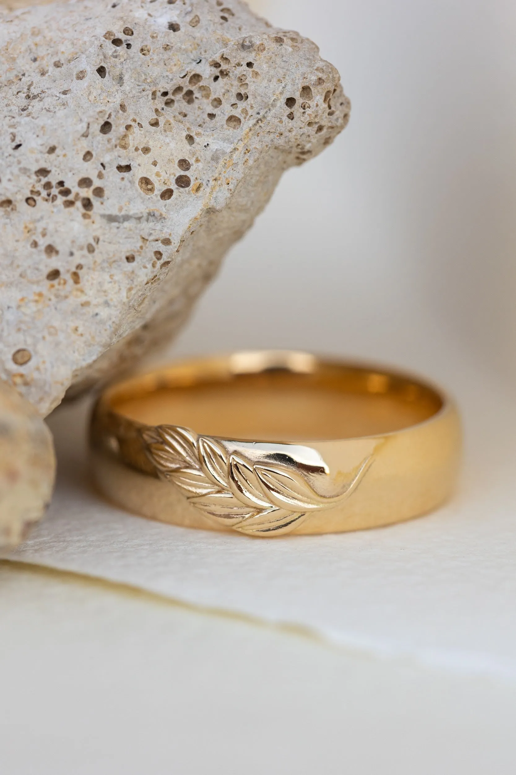 Palm leaf wedding band, sandblast finish, 6 mm wide