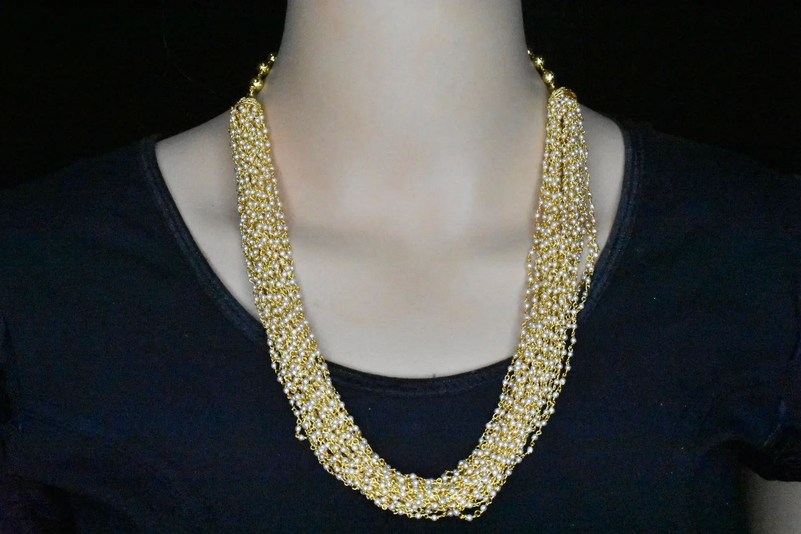 Pearls bunch necklace