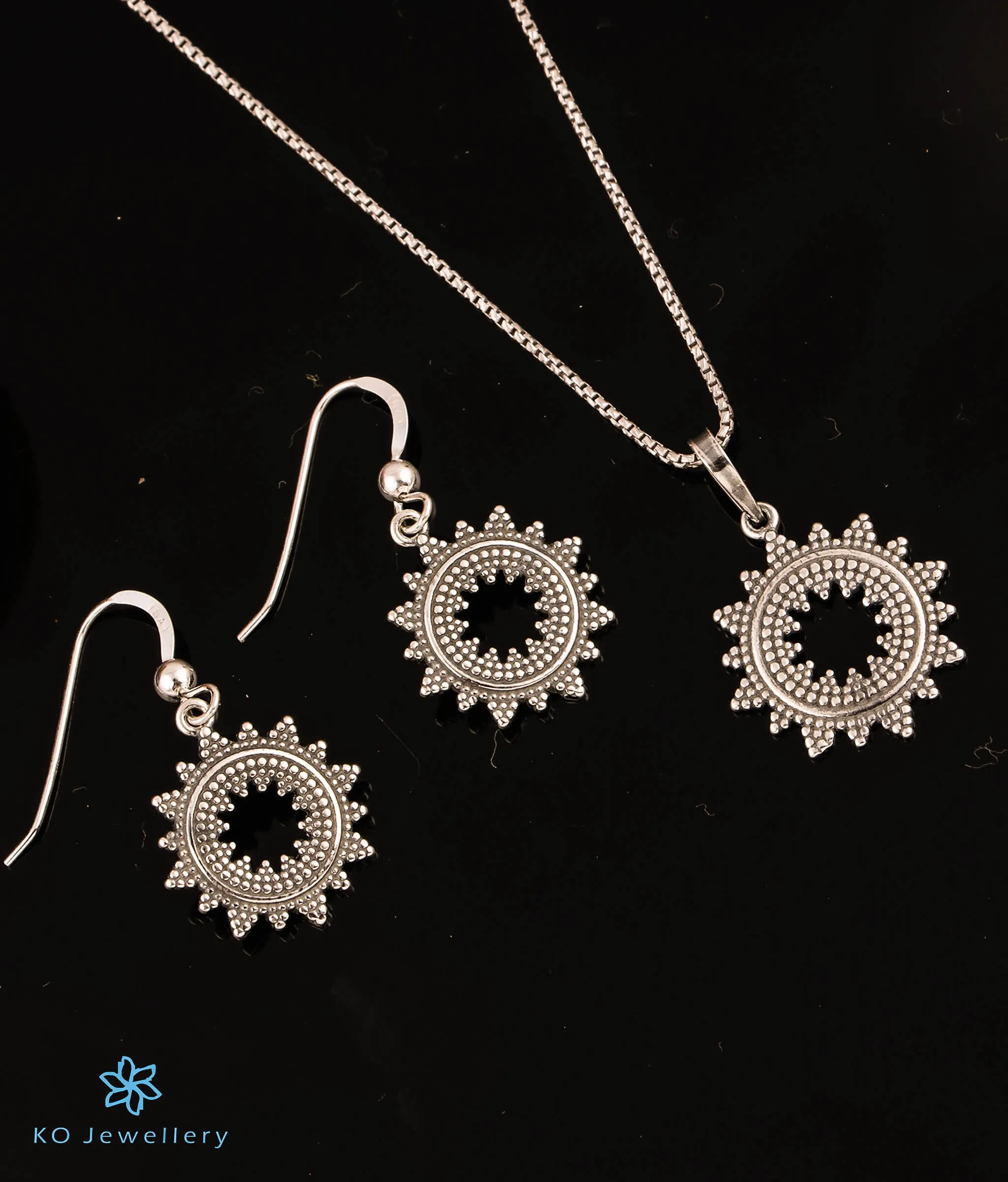 The Sunshine Silver Pendant Set