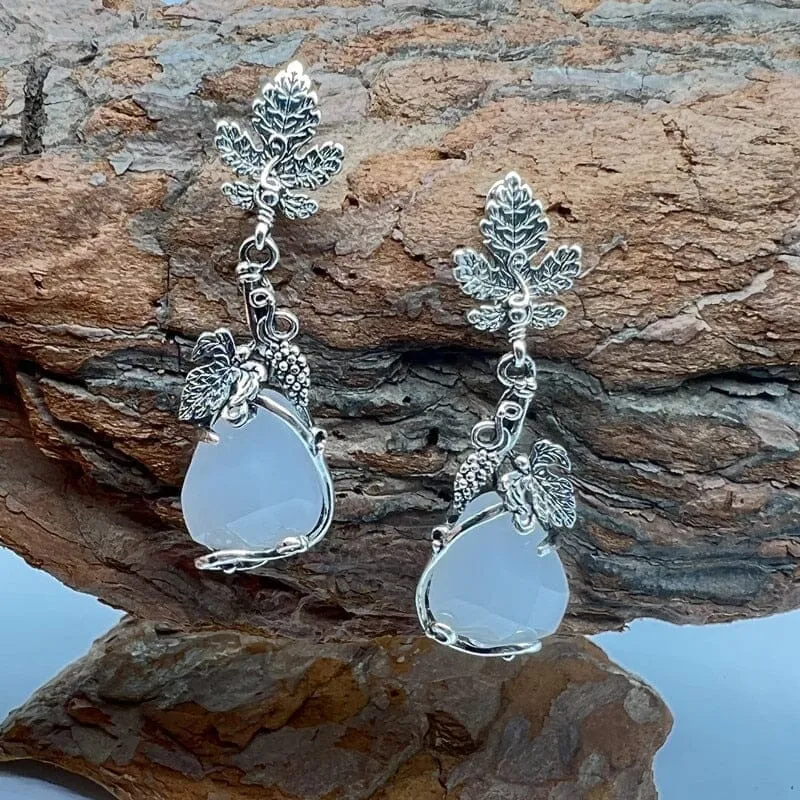 Vintage Water Droplets White Stone Earrings