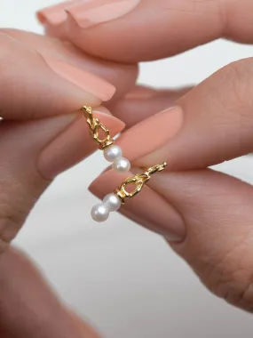 Volanta Pearl Stud Earrings